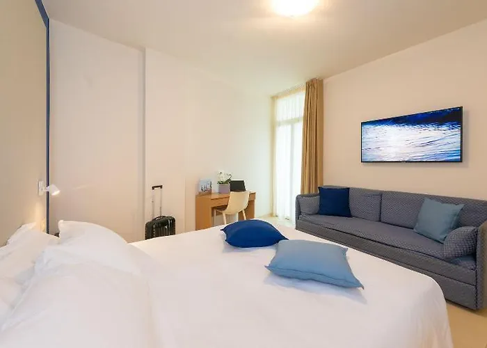 Amarina Отель 3*