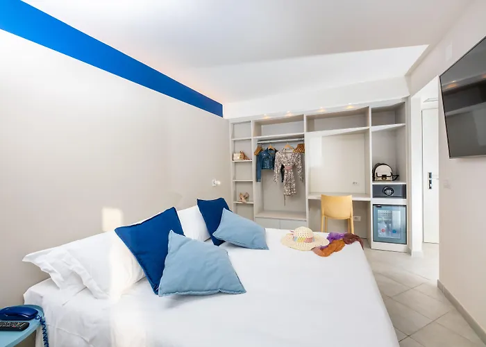 Отель Amarina Марина-ди-Пьетрасанта