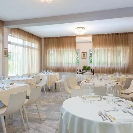 Amarina Hotel Hotel