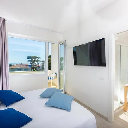 Amarina Hotel Hotel