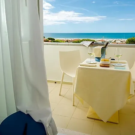 Amarina Hotel