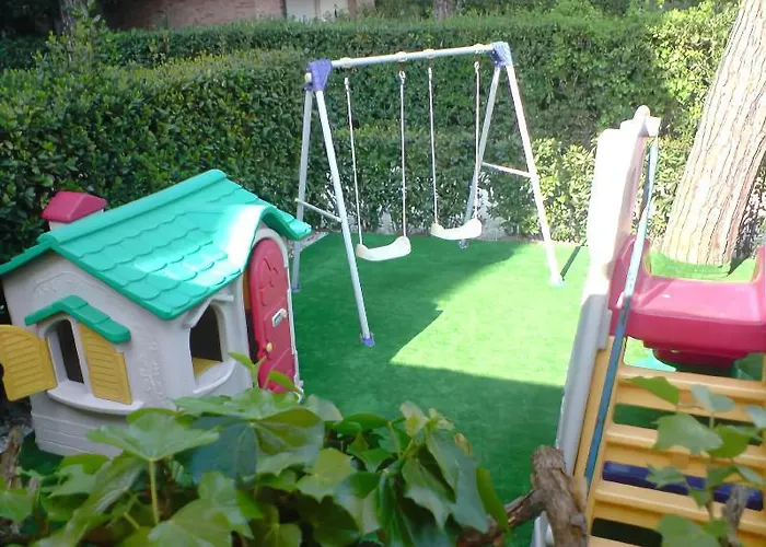 Amarina 3* מרינה די פיאטרסנטה