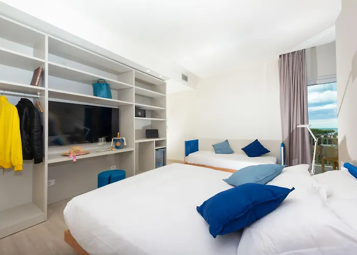 Amarina מרינה די פיאטרסנטה