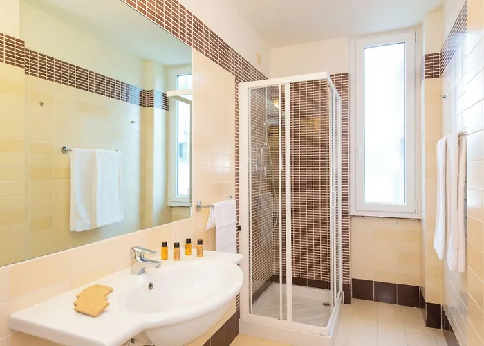 Amarina 3* מרינה די פיאטרסנטה